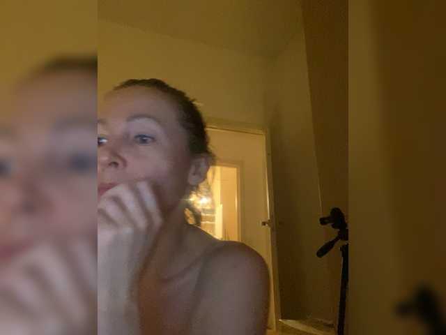 AngelicFenix's BongaCams show and profile