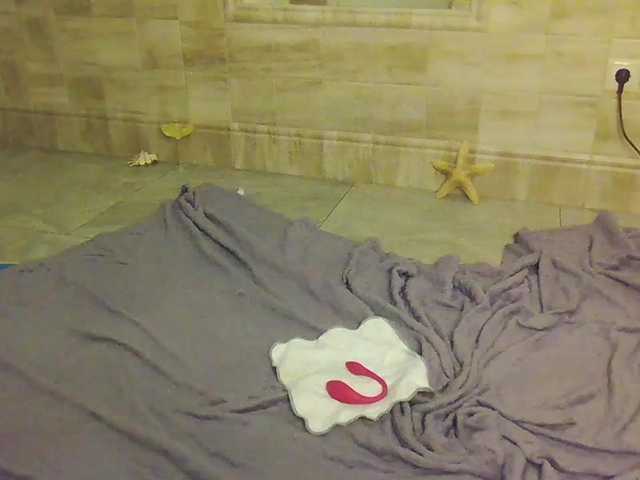 AngelicFenix's BongaCams show and profile