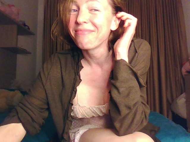 AngelicFenix's BongaCams show and profile