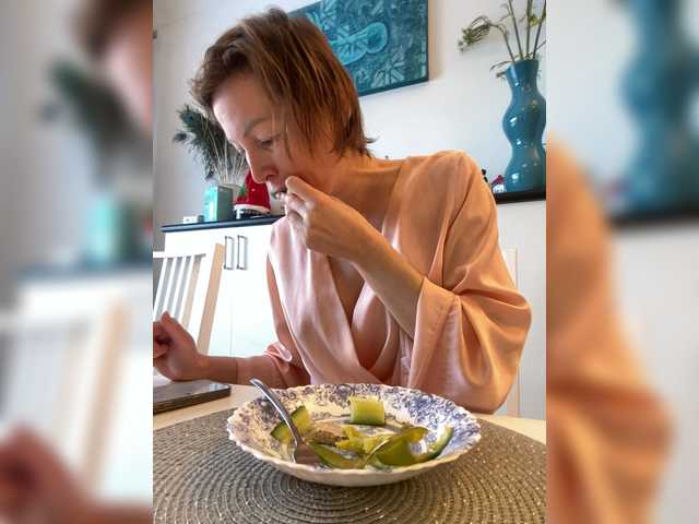 AngelicFenix live room