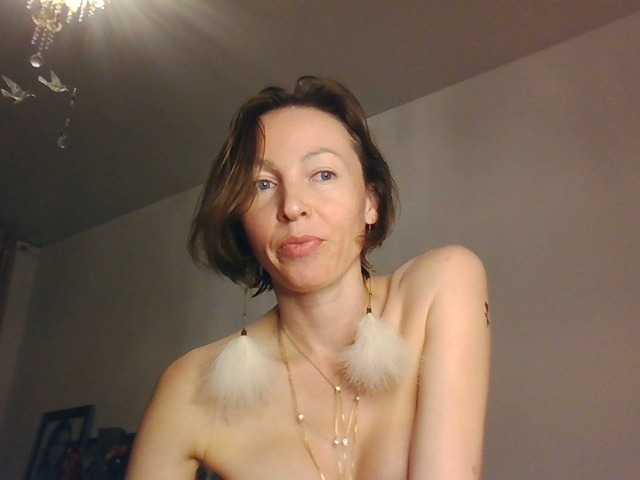 AngelicFenix's BongaCams show and profile