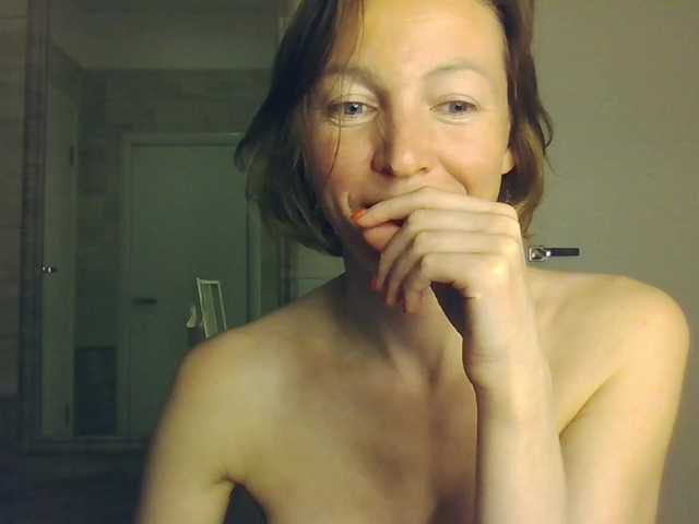 AngelicFenix's BongaCams show and profile