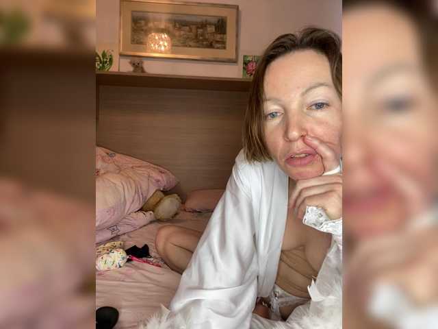 AngelicFenix from BongaCams is Freechat