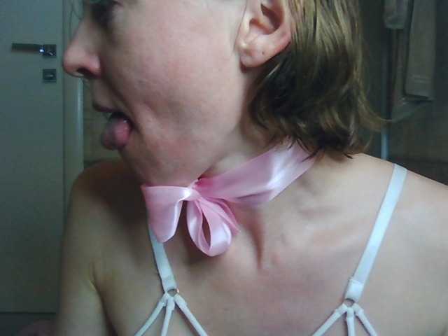 AngelicFenix's BongaCams show and profile