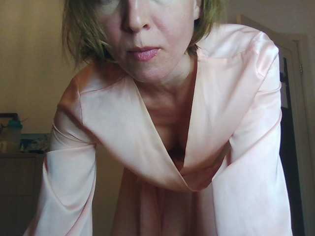 AngelicFenix's BongaCams show and profile