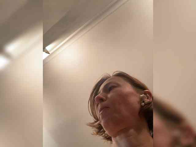 AngelicFenix Live Webcam on BongaCams