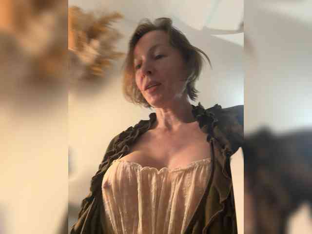 AngelicFenix Live Webcam on BongaCams