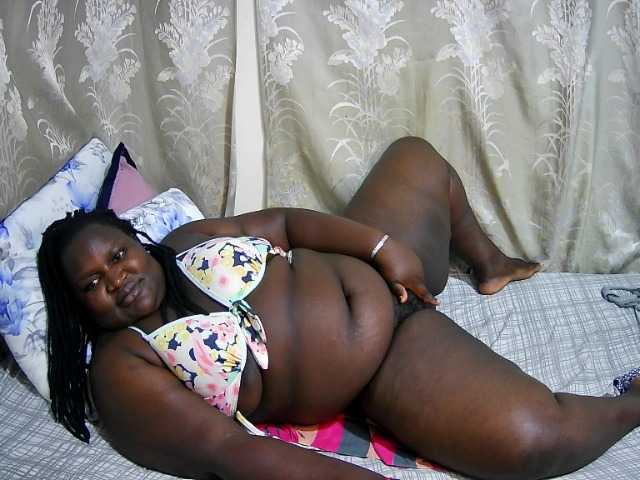 chubby-cherry webcam