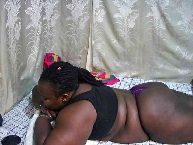 chubby-cherry webcam