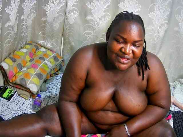 chubby-cherry webcam