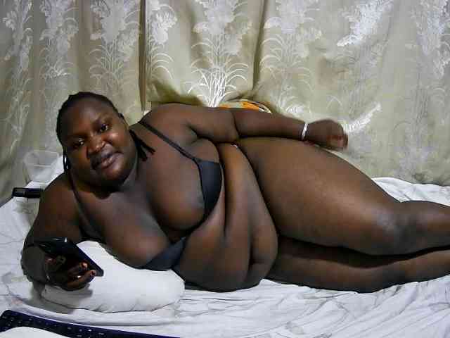 chubby-cherry webcam