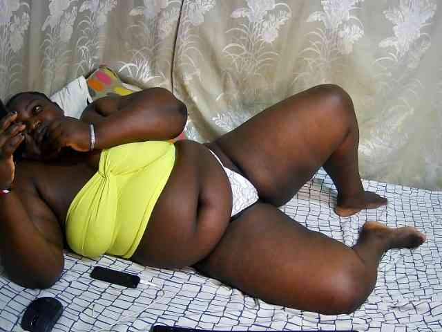 chubby-cherry webcam