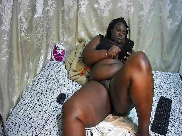 chubby-cherry webcam