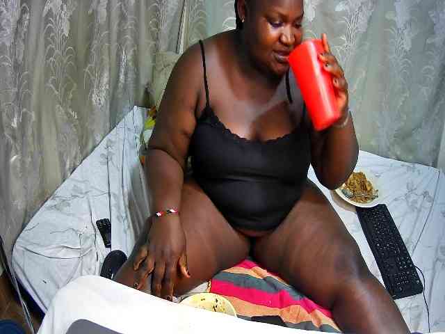 chubby-cherry webcam