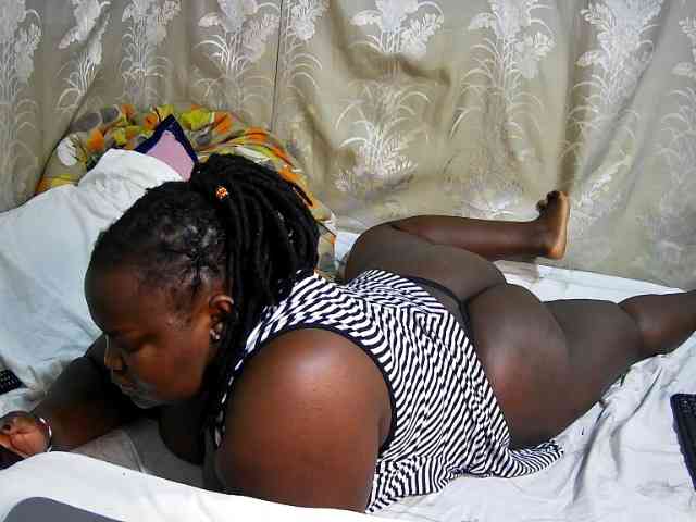 chubby-cherry webcam