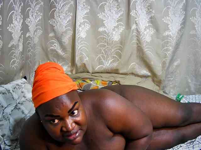 chubby-cherry webcam