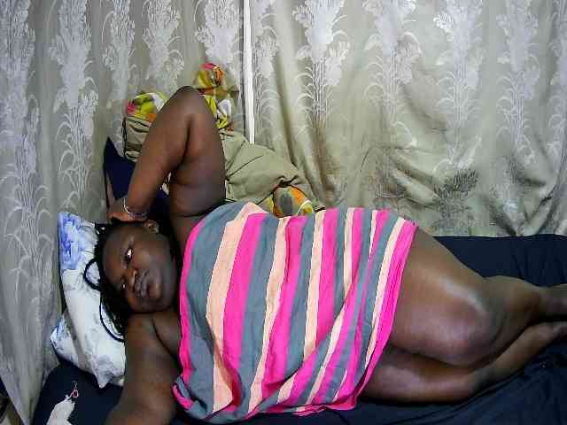 chubby-cherry webcam