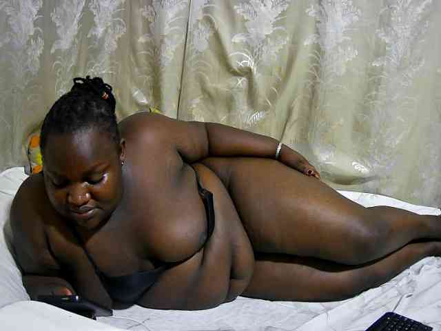 chubby-cherry webcam