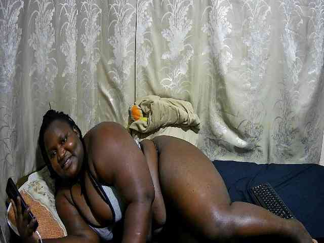 chubby-cherry webcam