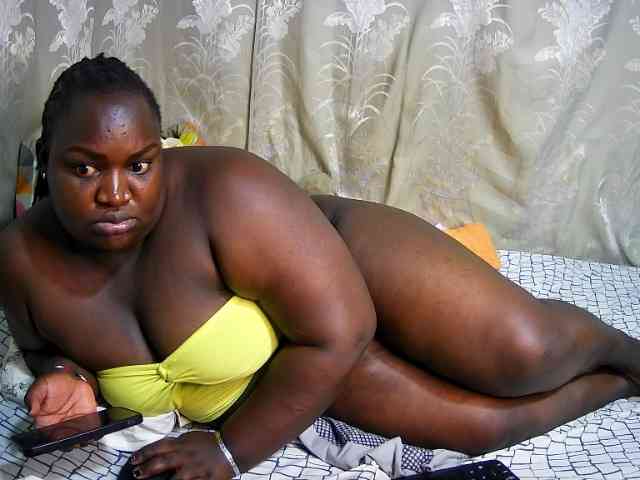 chubby-cherry webcam