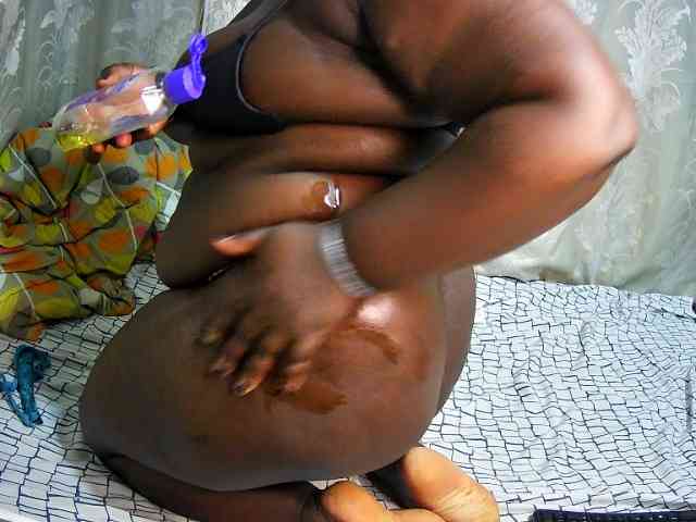 chubby-cherry webcam