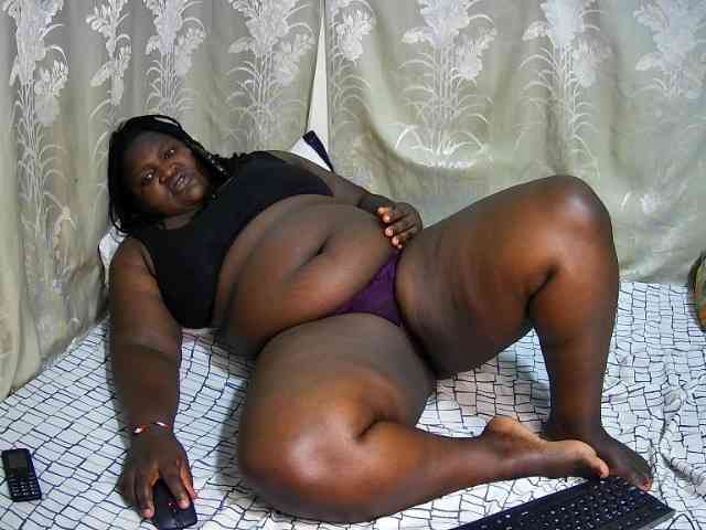 chubby-cherry webcam