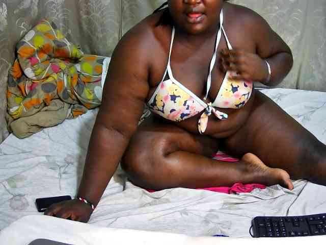 chubby-cherry webcam