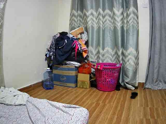 chubby-cherry webcam