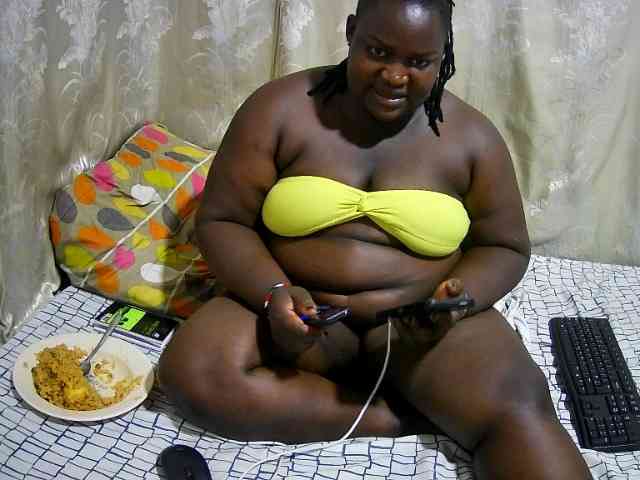 chubby-cherry webcam