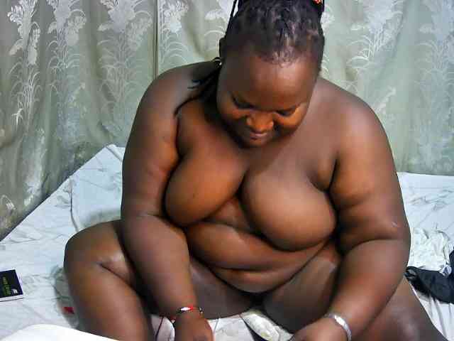 chubby-cherry webcam