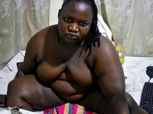 chubby-cherry webcam