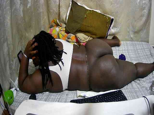 chubby-cherry webcam