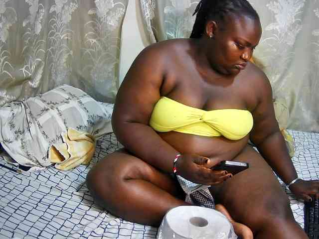 chubby-cherry webcam