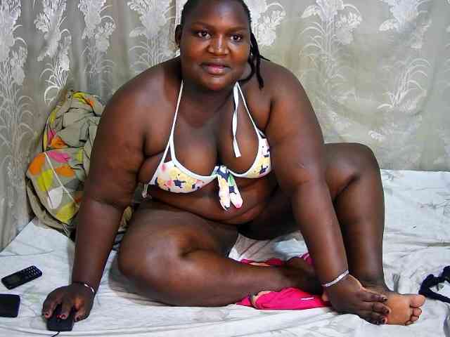 chubby-cherry webcam