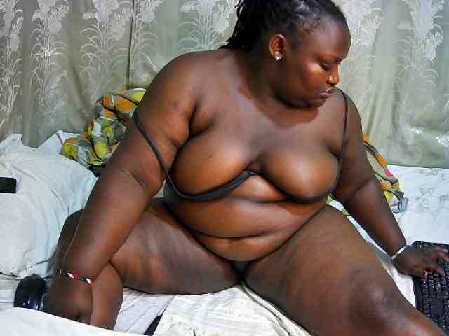 chubby-cherry webcam