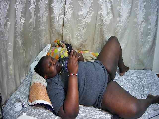 chubby-cherry webcam