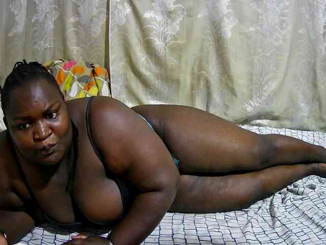 chubby-cherry webcam