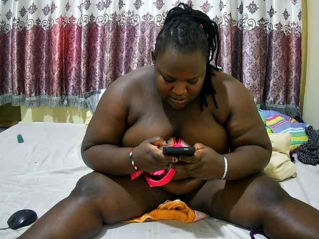 chubby-cherry webcam