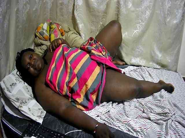 chubby-cherry webcam