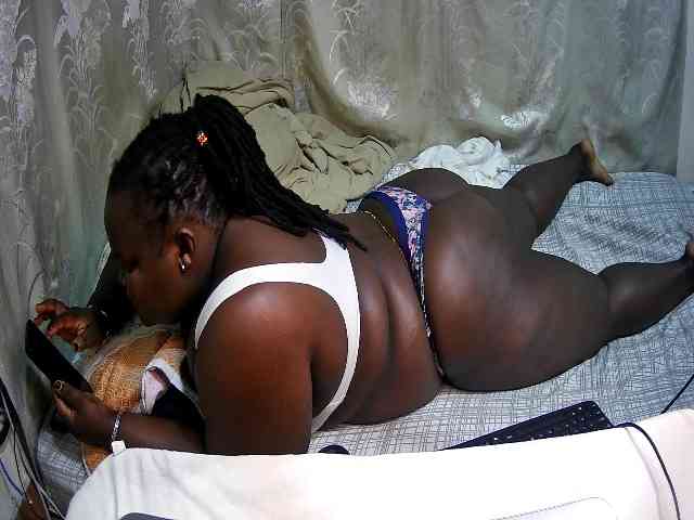 chubby-cherry webcam