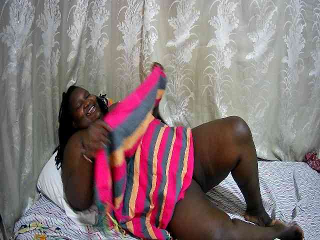 chubby-cherry webcam