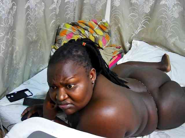 chubby-cherry webcam