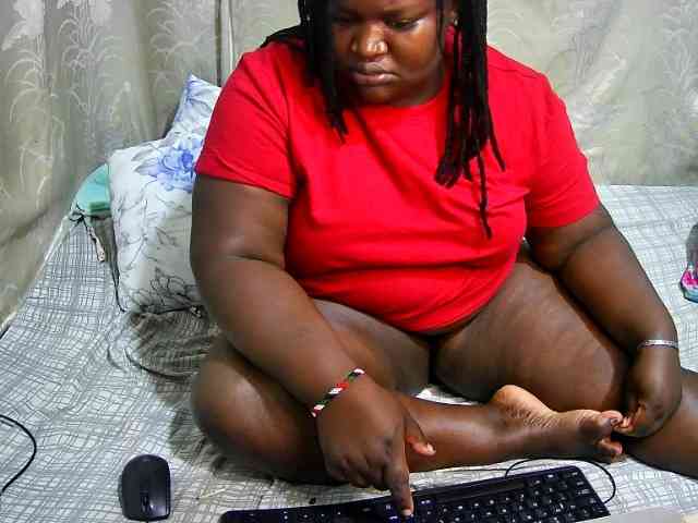 chubby-cherry webcam