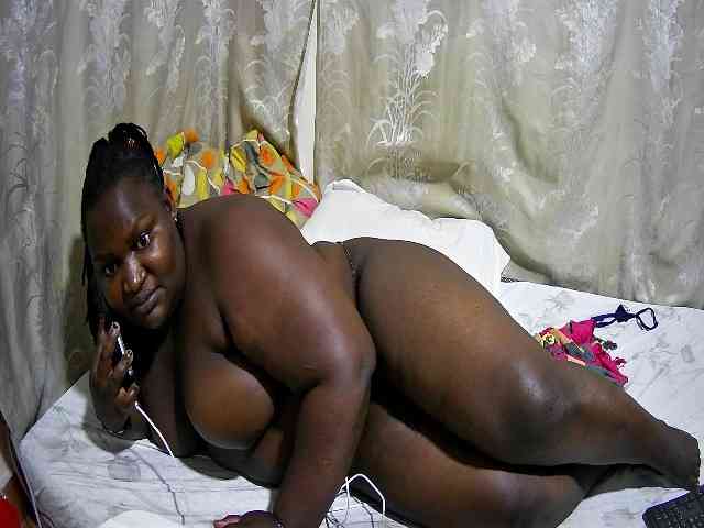 chubby-cherry webcam