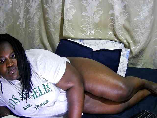 chubby-cherry webcam