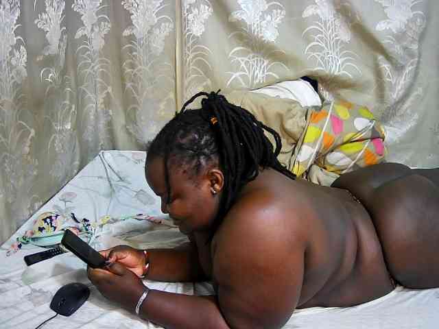 chubby-cherry webcam