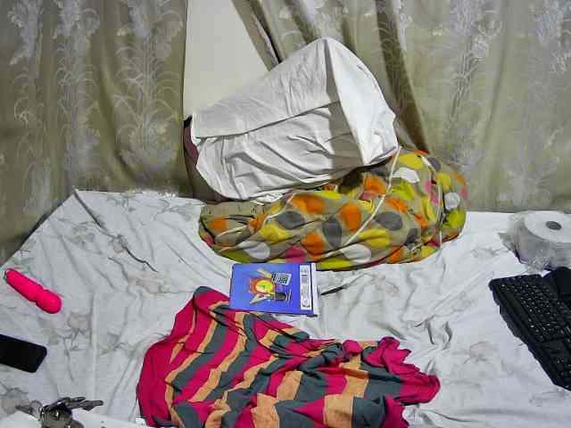 chubby-cherry webcam