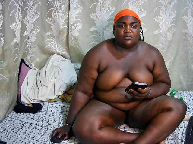 chubby-cherry webcam