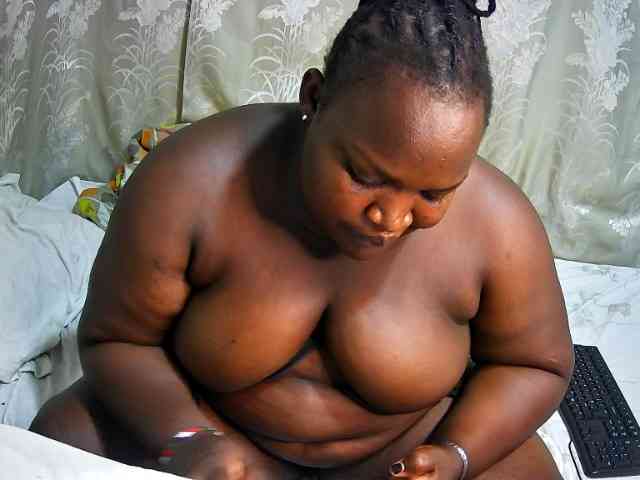 chubby-cherry webcam