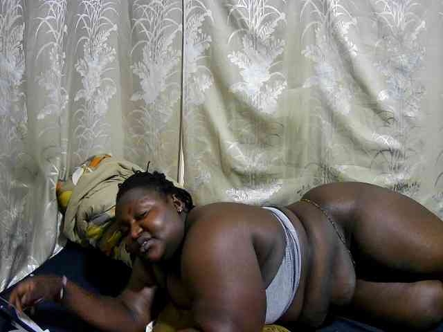 chubby-cherry webcam